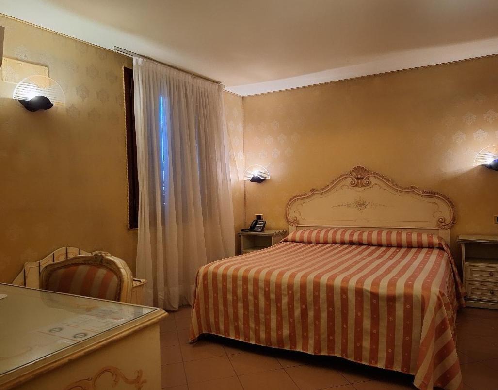 Hotel Lux Venice Ngoại thất bức ảnh